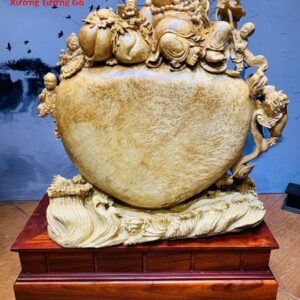 Di Lặc Ôm Đào Nu Ngọc Am