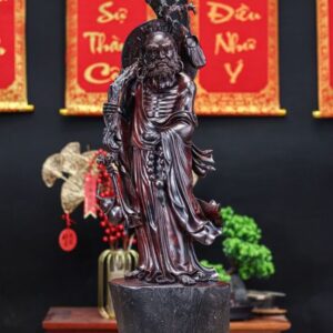 Đạt ma đứng tử đàn tím