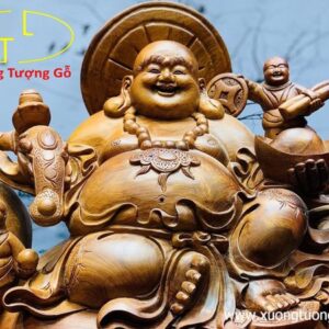 Di Lặc ngũ tiểu ngồi bao tiền gỗ hương.