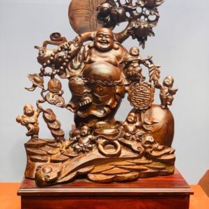 Di Lặc ngũ tiểu vác đào gỗ cẩm.