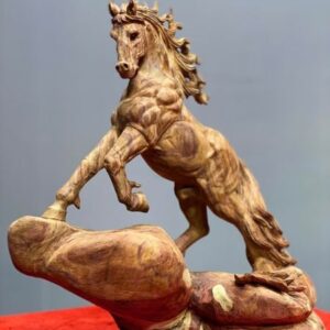 Nhất mã gỗ sưa.