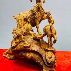 Tam dương trấn ngọc như ý gỗ sưa.