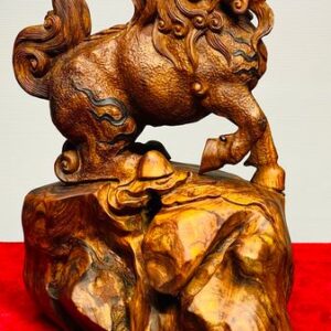 Kỳ Lân Gỗ Sưa
