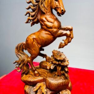 Nhất Mã Phi Thiên Gỗ Sưa