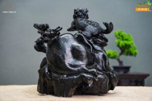 Nghê mẫu tử gỗ mun xừng